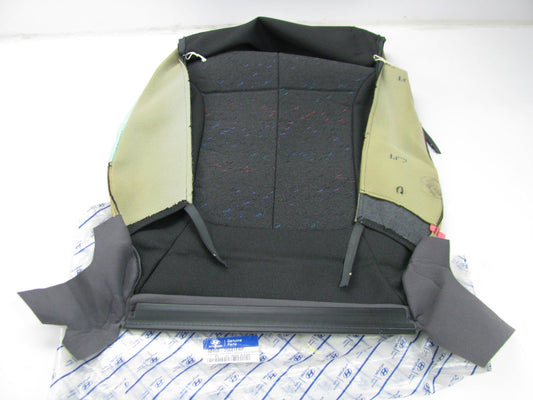 Front Right (Passengers Front) Seat Back Cover OEM For 2003-2006 Hyundai Accent