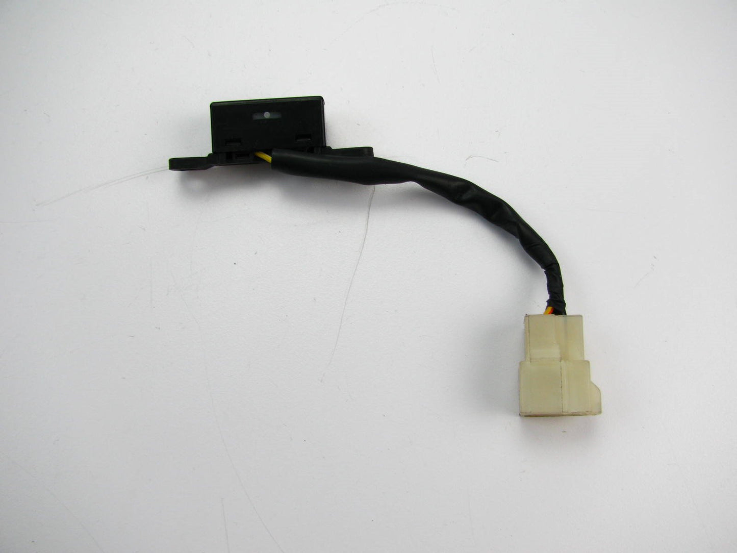NEW Power Seat Slide Limit Switch OEM For 2007-2012 Hyundai Veracruz 885073J000