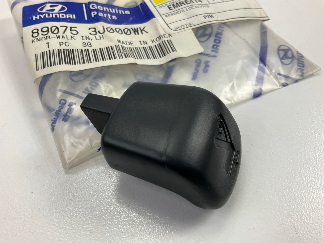 Seat Back Recliner Adjustment Handle (Left) OEM For 07-12 Veracruz 890753J000WK