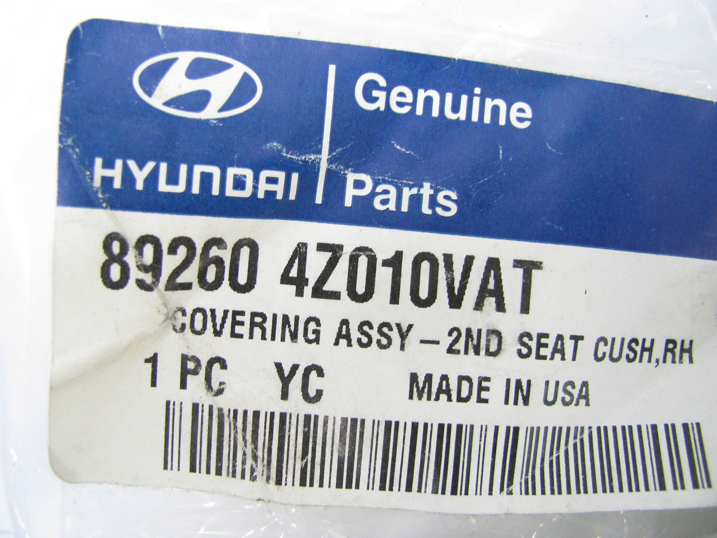 NEW OEM 89260-4Z010VAT 2nd Row Right Seat Cover For 13-16 Hyunda Santa Fe Sport