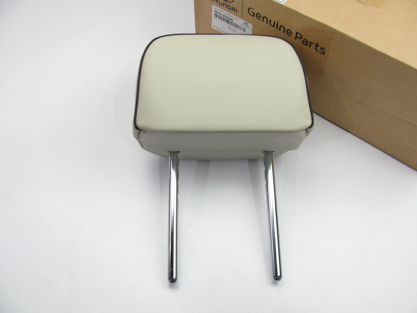 NEW 89700S8120UBM REAR Seat Headrest Nappa Leather BEIGE OEM For 2020 Palisade