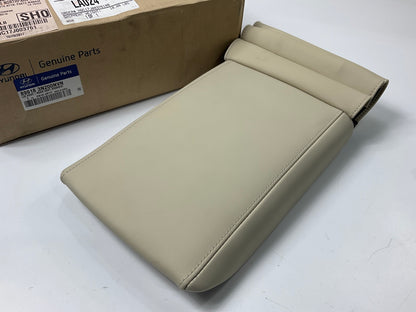 NEW Rear Seat Armrest Console Lid OEM For 2014-2015 Hyundai Equus 899183N200NVN