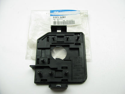 Fuse Relay Box Positive (+) Battery Cap Cover OEM For 10-12 Veracruz 919713J361