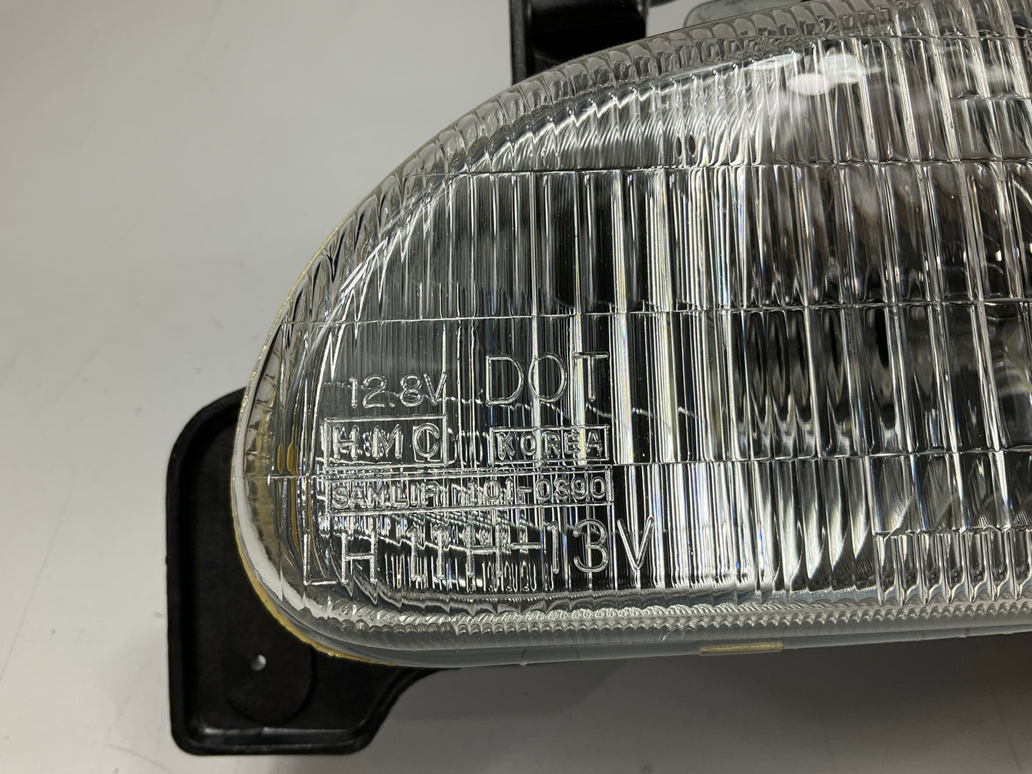 NEW Left Drivers Headlight Head Lamp OEM For 1992-1994 Hyundai Sonata 9210133550