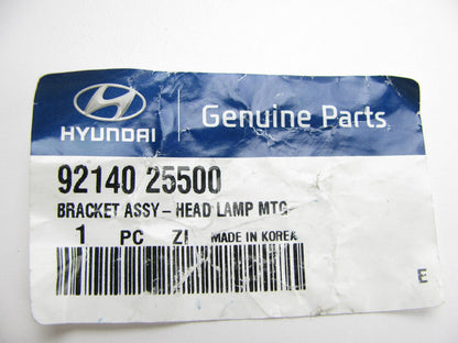 NEW GENUINE Head Lamp Light Mounting Bracket OEM For 2003-05 Accent