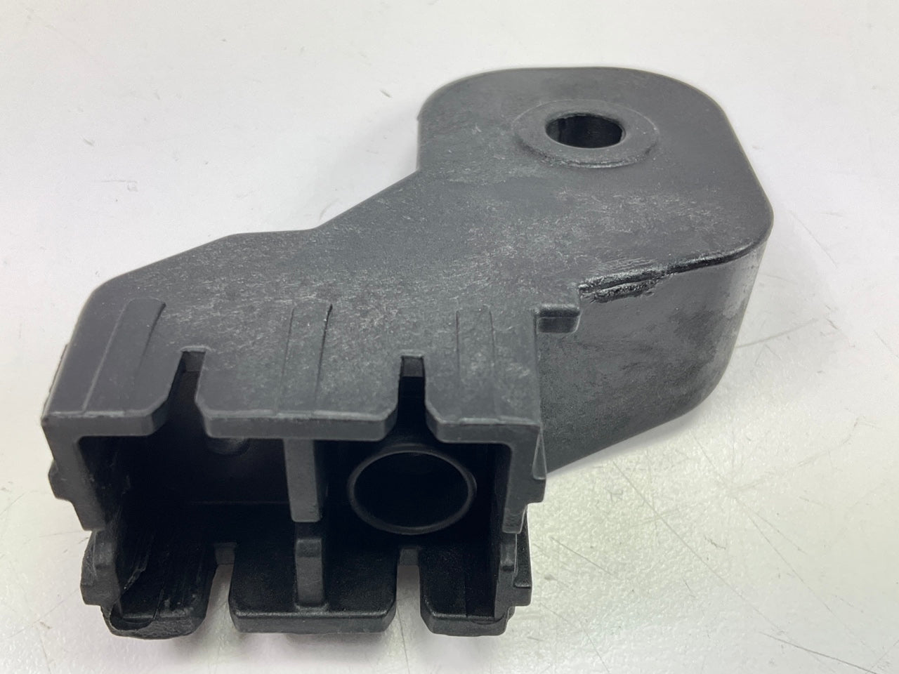 Right Passengers Headlight Head Lamp Mount Bracket For 15-17 Sonata 92143C1000