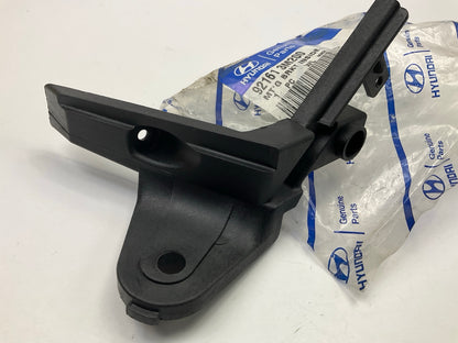 NEW Left Headlight Headlamp Inner Bracket OEM For 2012-2014 Genesis 921613M200