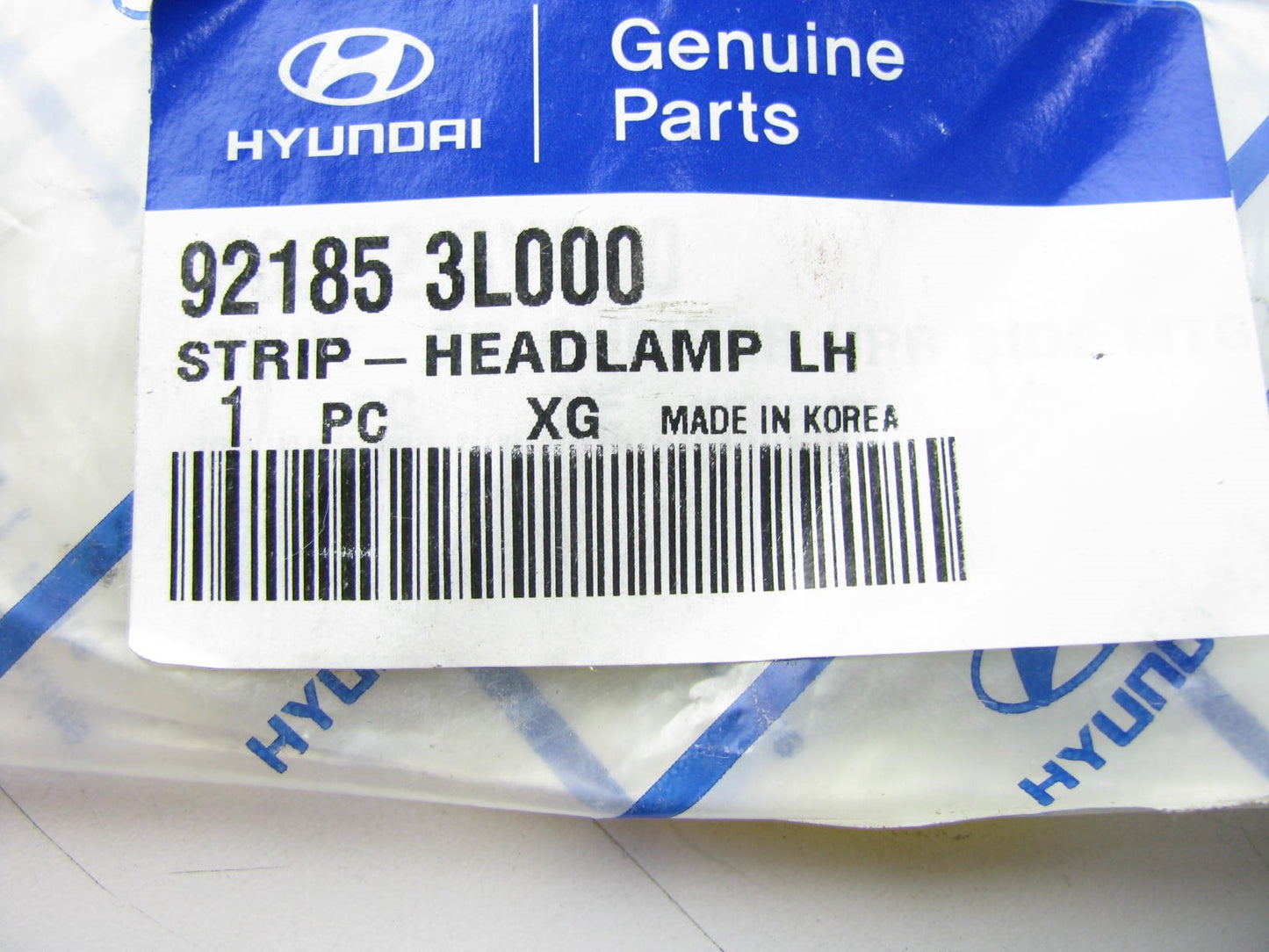 NEW - OEM 921853L000 FRONT LEFT Head Light Lamp Gasket Strip For 2006-2011 Azera