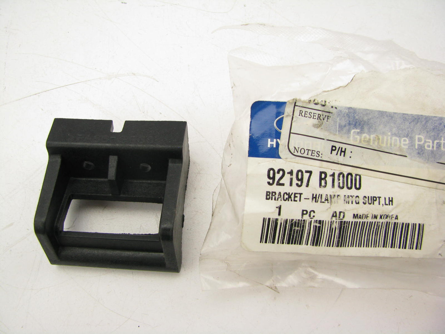 LEFT Driver Headlight Lamp Mounting Support Bracket For 15-16 Genesis 92197B1000