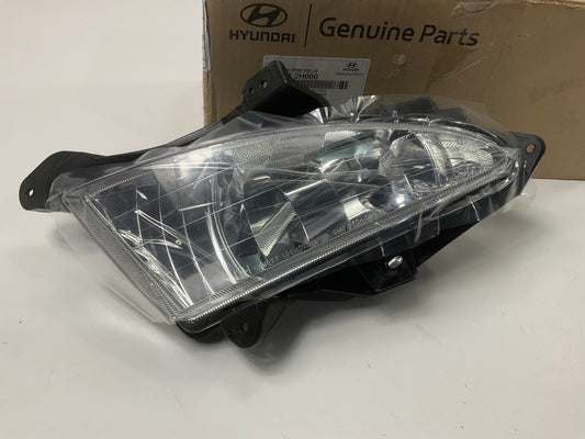 NEW - OEM 922012H000 Front Driver Side Fog Light Lamp For 07-10 Hyundai Elantra