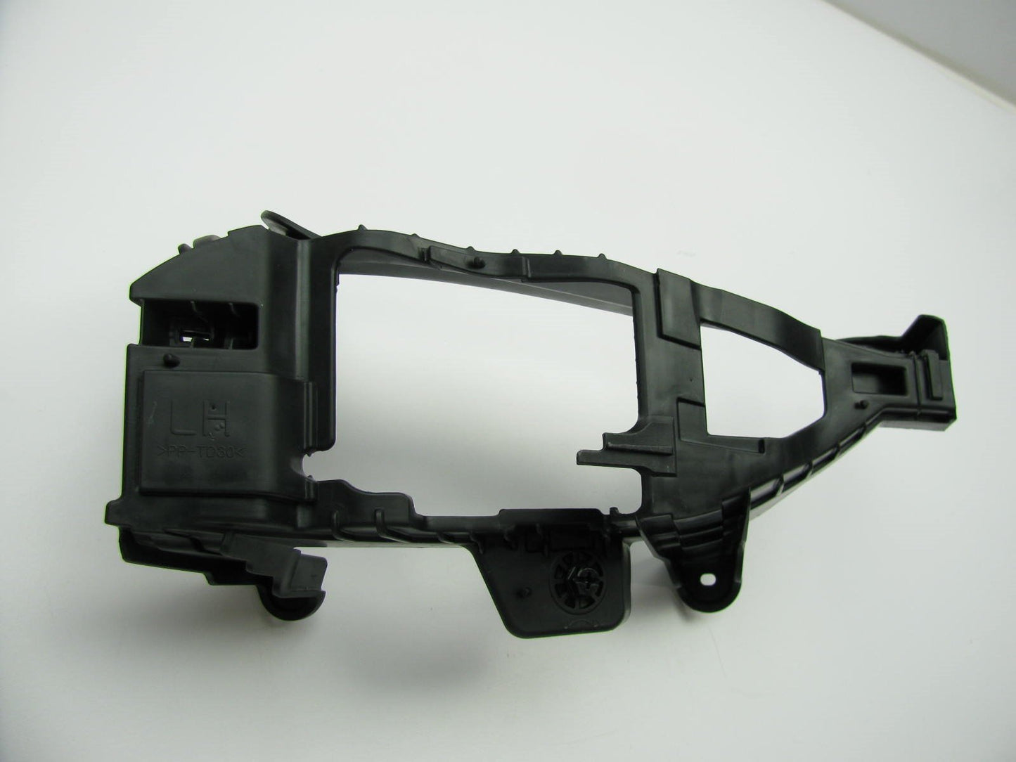 Front Fog Light Lamp Bezel Bracket Left Drivers Side OEM For 2011-2014 Sonata