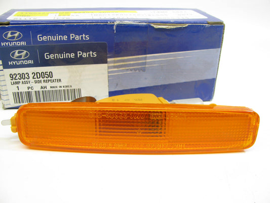 923032D050 Front Side Marker Light Lamp OEM For 2001-2006 Hyundai Elantra