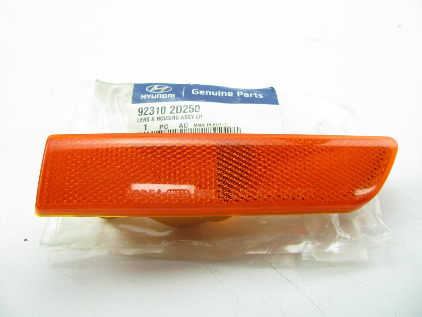New Front Left Driver Side Marker Light Lamp OEM For 2001-05 Elantra 923102D250