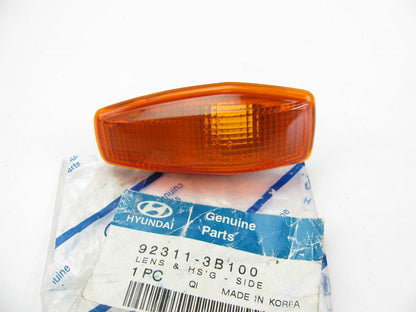 Front LEFT Turn Signal Marker Repeater Lamp Light OEM For 01 XG300, 02  XG350