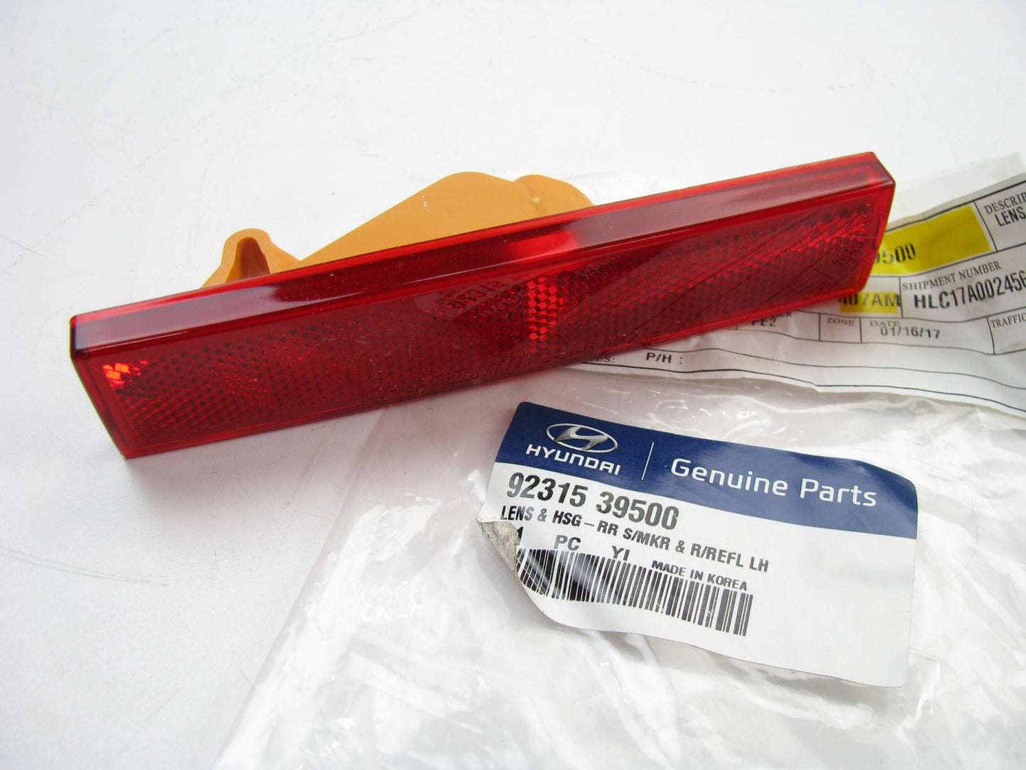 New OEM Rear Left Side Marker Reflector Lens Housing For 01-05 XG300 XG350