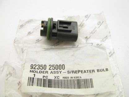 Front Side Marker Lamp Light Bulb Socket Holder OEM For 01-06 Elantra 9235025000