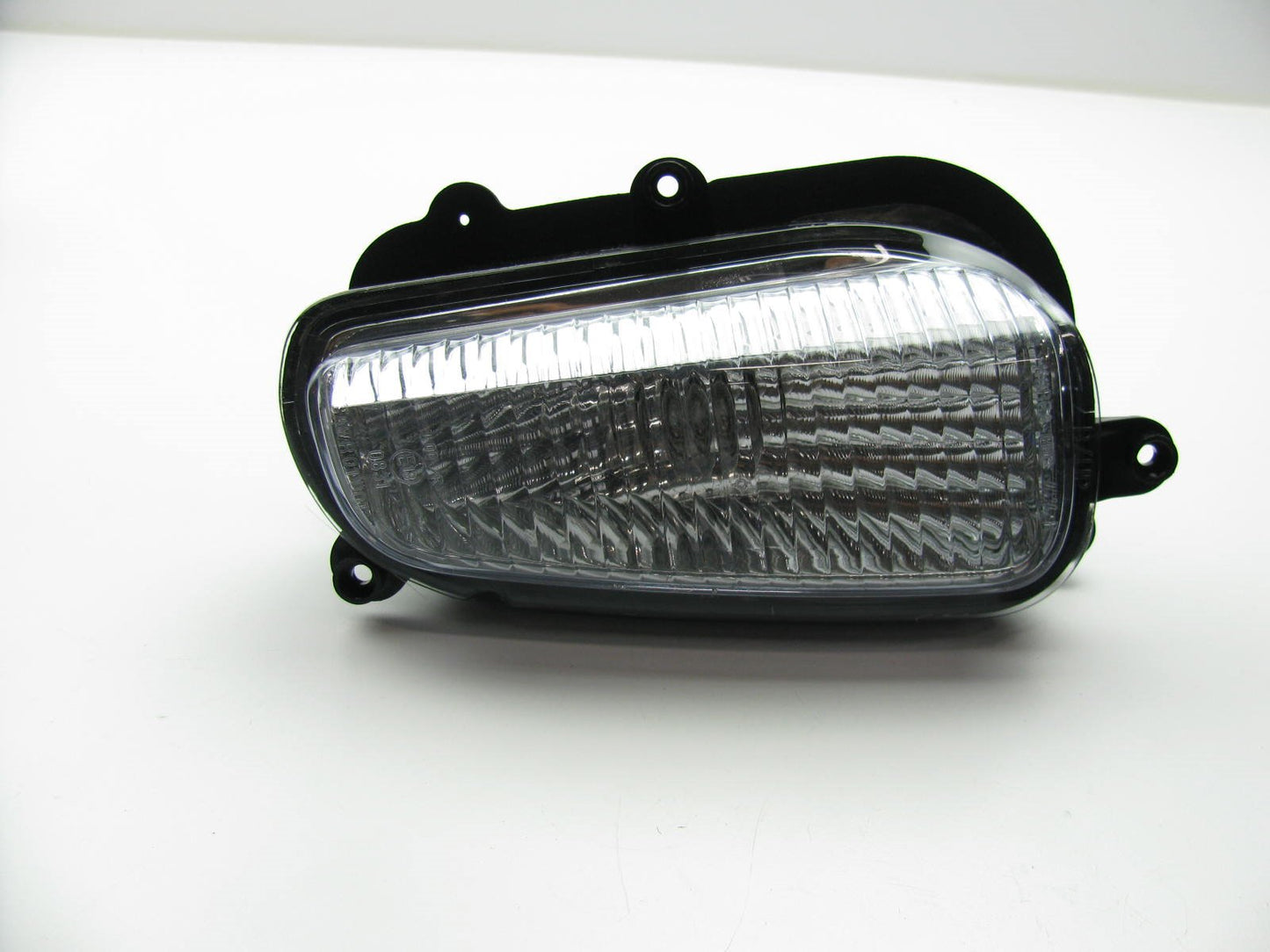NEW Right Hand (Passengers Side) Reverse Backup Light Lamp For 2004-05 XG350