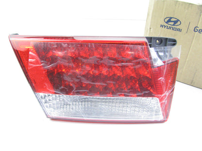 NEW - OEM GENUINE REAR LEFT Tail Light Lamp For 06-09 Hyundai Azera 924033L000