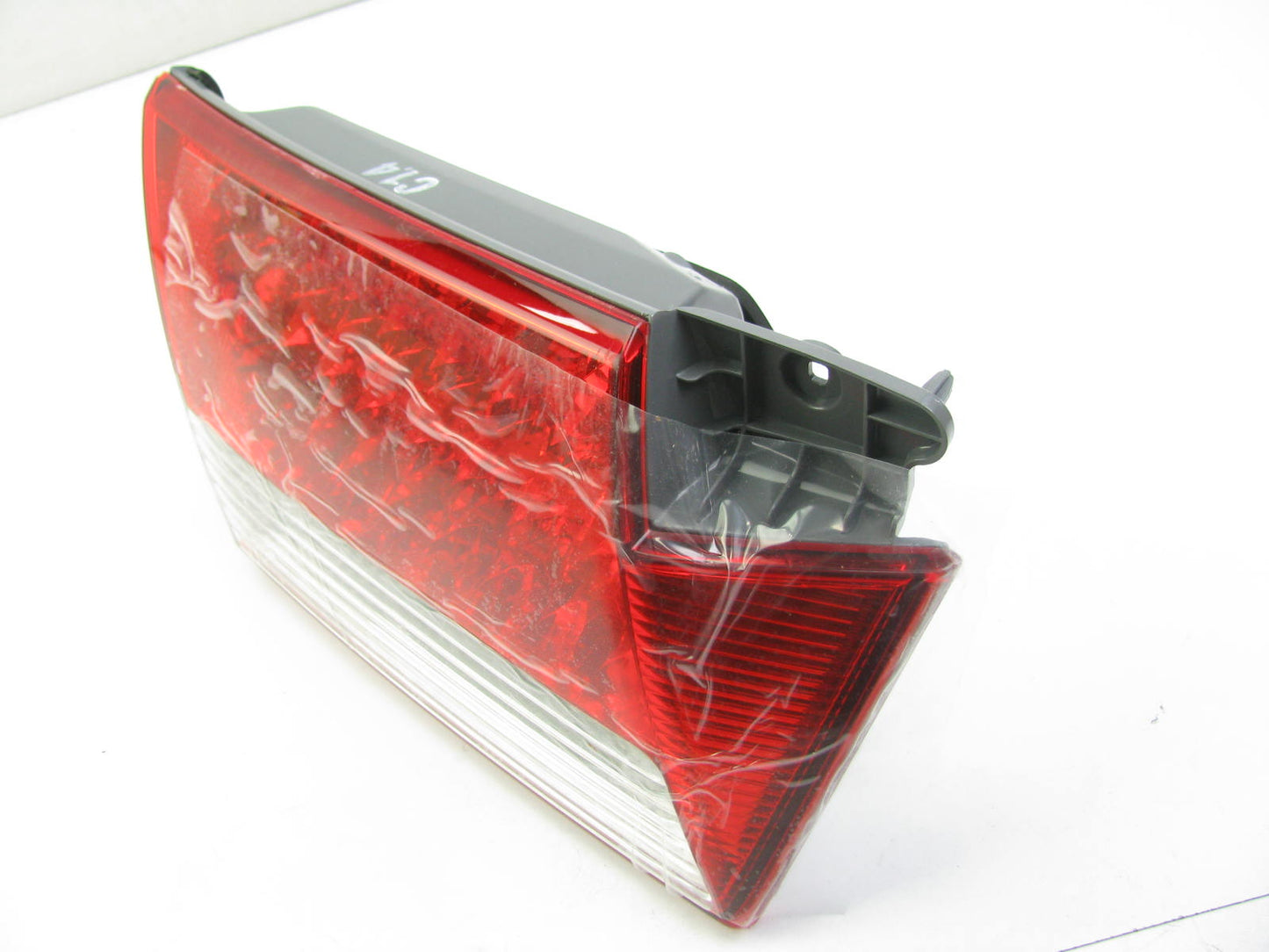 NEW - OEM GENUINE REAR LEFT Tail Light Lamp For 06-09 Hyundai Azera 924033L000