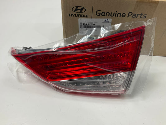 Right Passengers Trunk Lid Mounted Tail Light Lamp For 11-13 Elantra 924043Y000