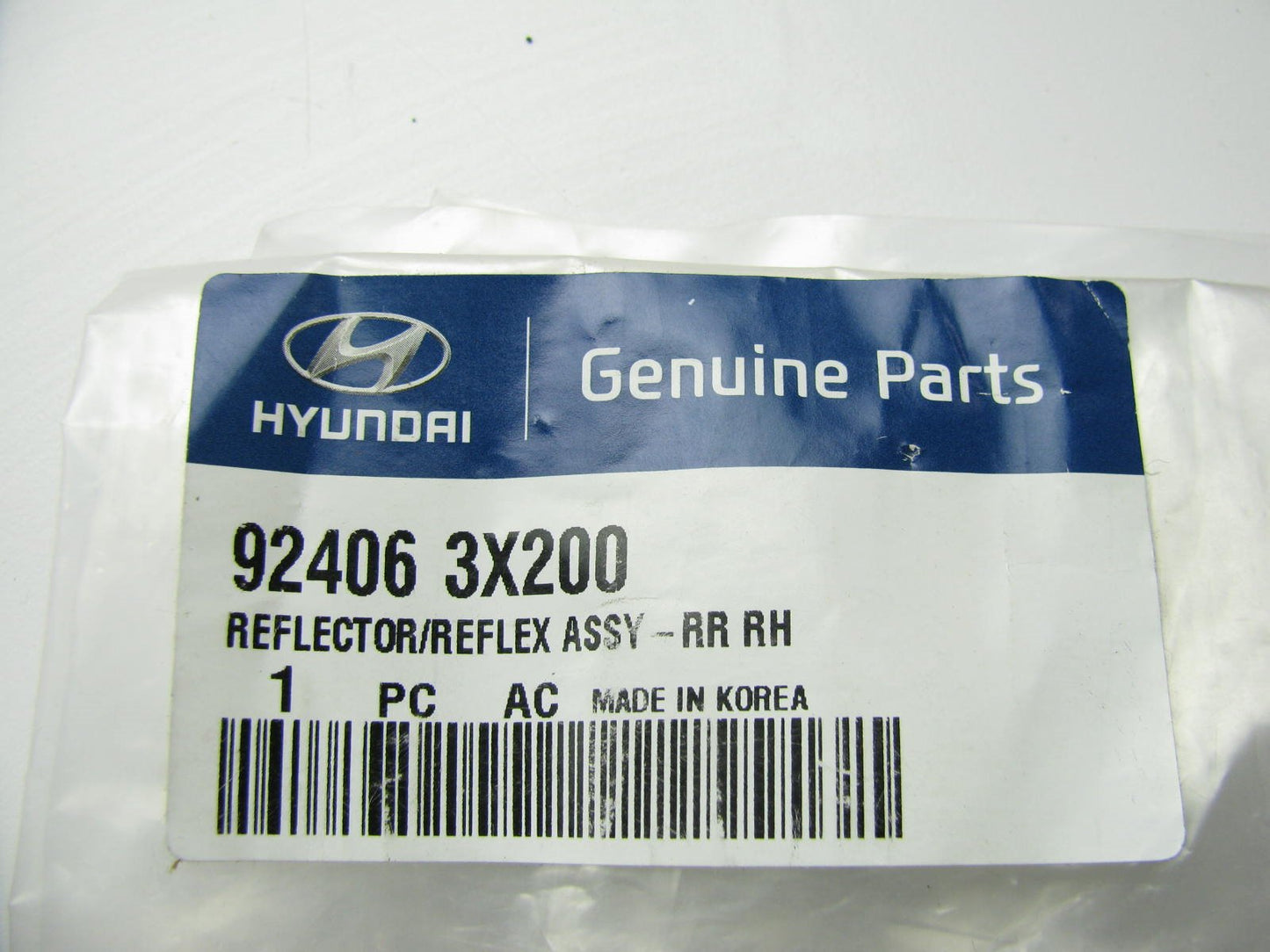 924063X200 Rear Right Bumper Reflector OEM For 2014-2016 Hyundai Elantra