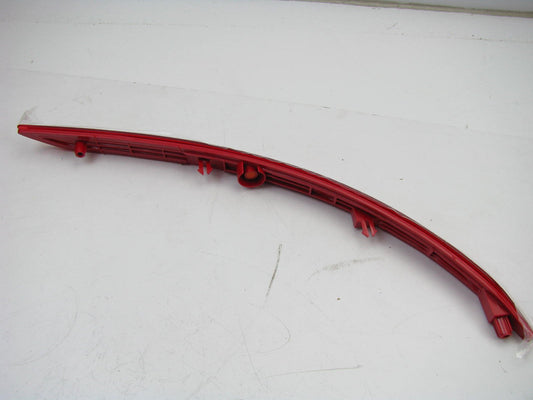 NEW GENUINE Rear Bumper Right Side Reflector OEM For 2017-18 Elantra SEDAN