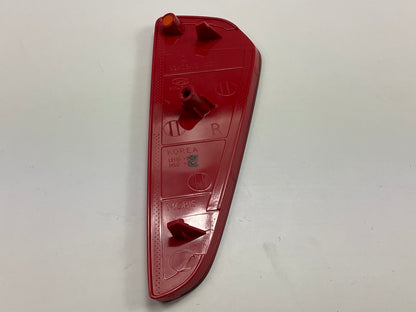 NEW - OEM 92406J3000 Rear Right Bumper Reflector For 2019-2021 Hyundai Veloster