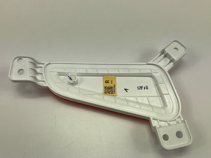 NEW Front Bumper Right Passengers Side Reflector OEM For 2018-21 Kona 92408J9200