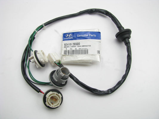 New Rear Tail Light Lamp Bulb Socket Combination Wire Harness For 2006 Santa Fe