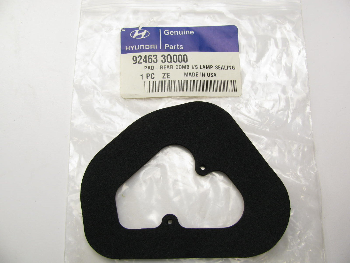 NEW GENUINE Back Up Light Gasket OEM For 2011-2014 Hyundai Sonata 924633Q000