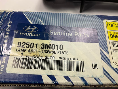 NEW License Plate Light Lamp OEM For 2010-2014 Genesis 925013M010