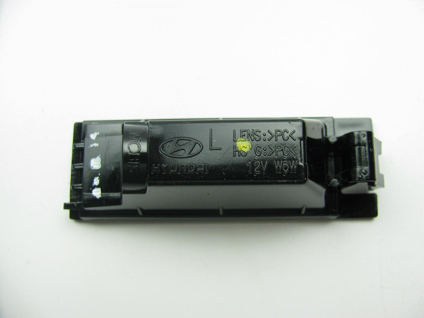 925102S000 Left License Plate Lamp Light Housing OEM For Hyundai 2014-15 Tucson