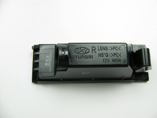 925202S000 Right License Plate Light Lamp Housing OEM For Hyundai 14-15 Tucson