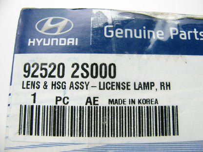 925202S000 Right License Plate Light Lamp Housing OEM For Hyundai 14-15 Tucson