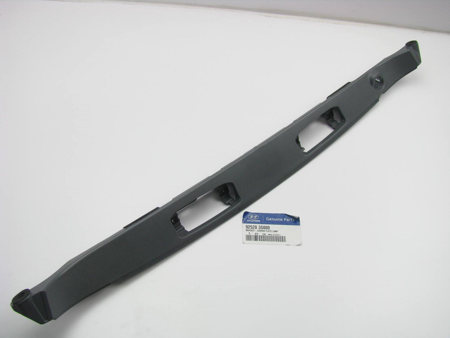 New Rear License Plate Light Lamp Housing Panel Bracket  11-14 Sonata 925203S000