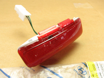 NEW Front Door Panel Courtesy Light Lamp OEM For 07-12 Santa Fe 926302B000