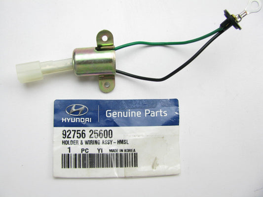 Center High Mount 3rd Brake Stop Light Lamp Bulb Socket For 2000-05 Accent HATCH