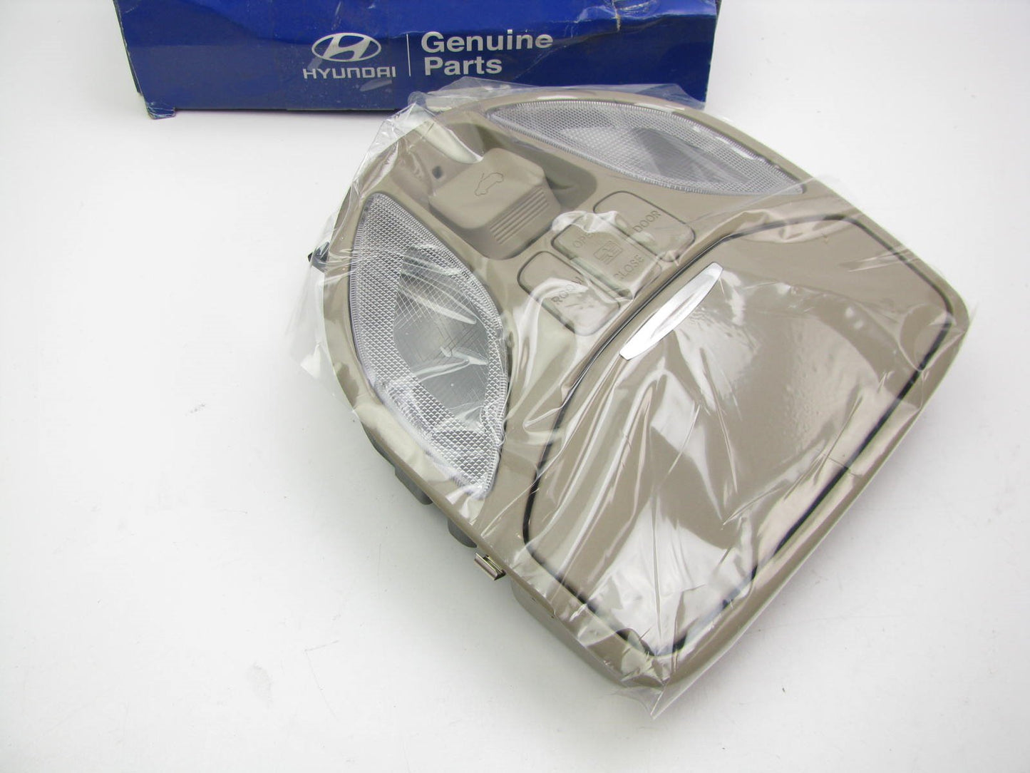 NEW - OEM 928002W100VYN Overhead Dome Map Lamp Light BEIGE For 2013-14 Santa Fe