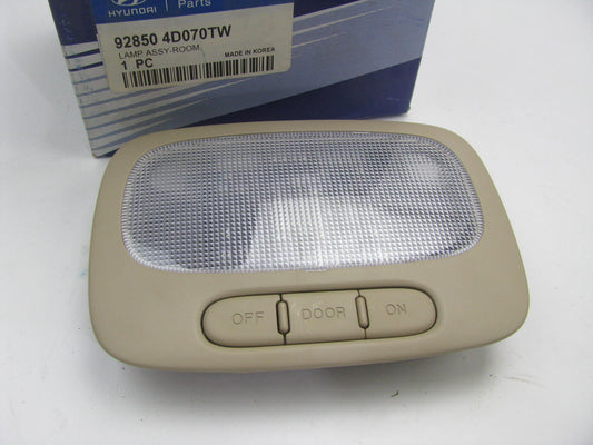 New OEM Interior Dome Lamp Map Light 928504D070TW OEM For 2006-2014 Kia Sedona