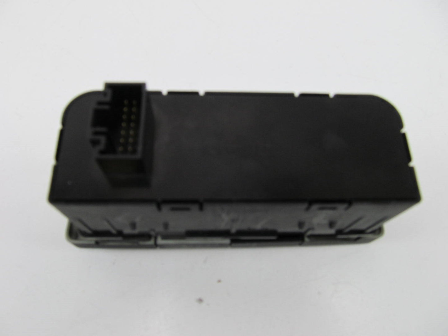 NEW - OEM 933002V3804X Lower Crash Pad Switch For 2012-2015 Hyundai Veloster