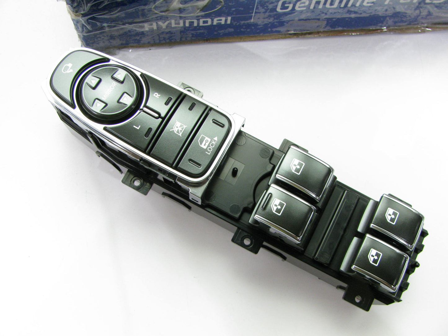 NEW Master Window Door Lock Control Switch OEM For 2010-2013 Equus 935703N210VM5
