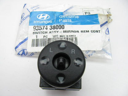 NEW GENUINE OEM Power Mirror Adjust Switch For 99-01 Sonata 9357438000