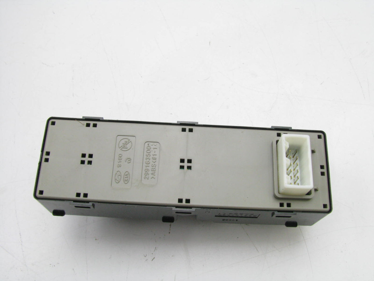 NEW - OEM 93575G2000MGS Front Right Power Window Switch For 20-22 Hyundai Ioniq