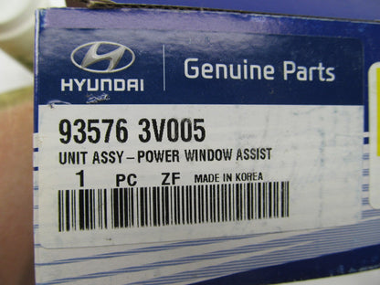 NEW - OEM 935763V005 Right Power Window Switch For 2011-2014 Hyundai Azera