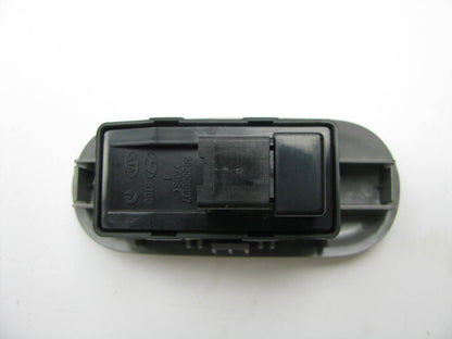 NEW GENUINE RIGHT Power Window Switch OEM For 06-08 Entourage GRAY 935804D200KS