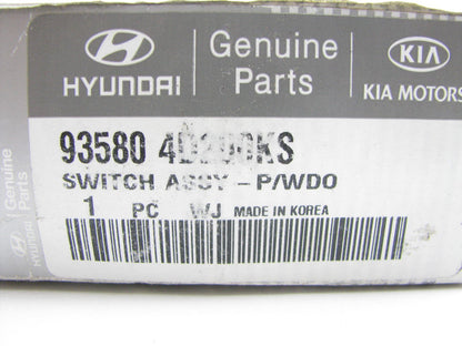 NEW GENUINE RIGHT Power Window Switch OEM For 06-08 Entourage GRAY 935804D200KS