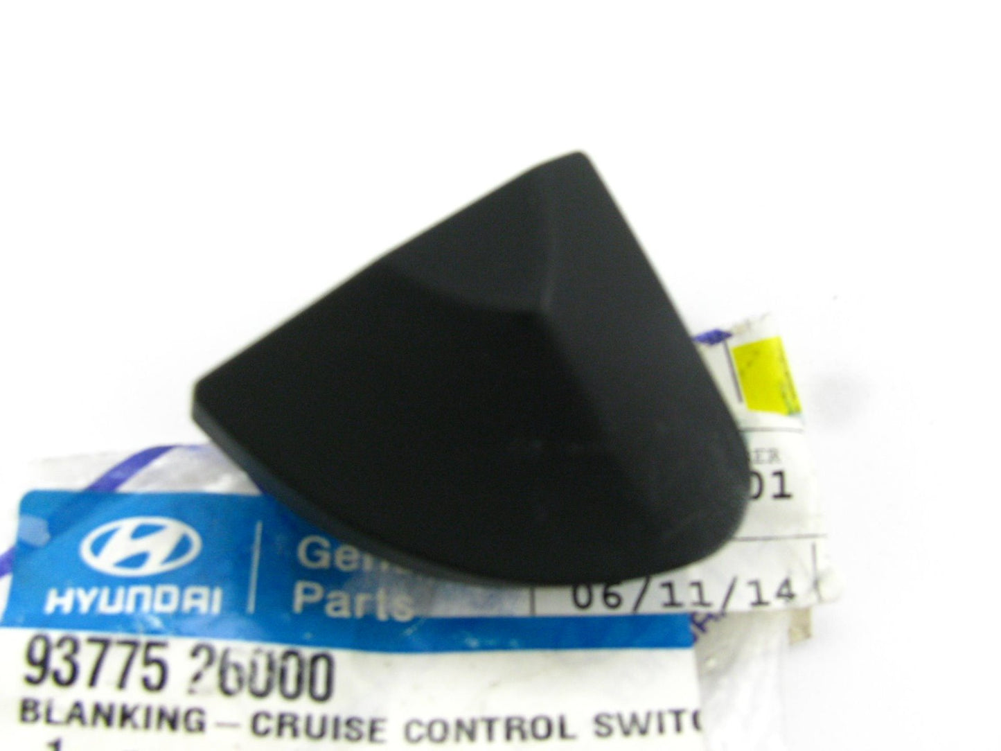 NEW GENUINE Cruise Control Blank Cover Trim Plate OEM For 00-06 Santa Fe