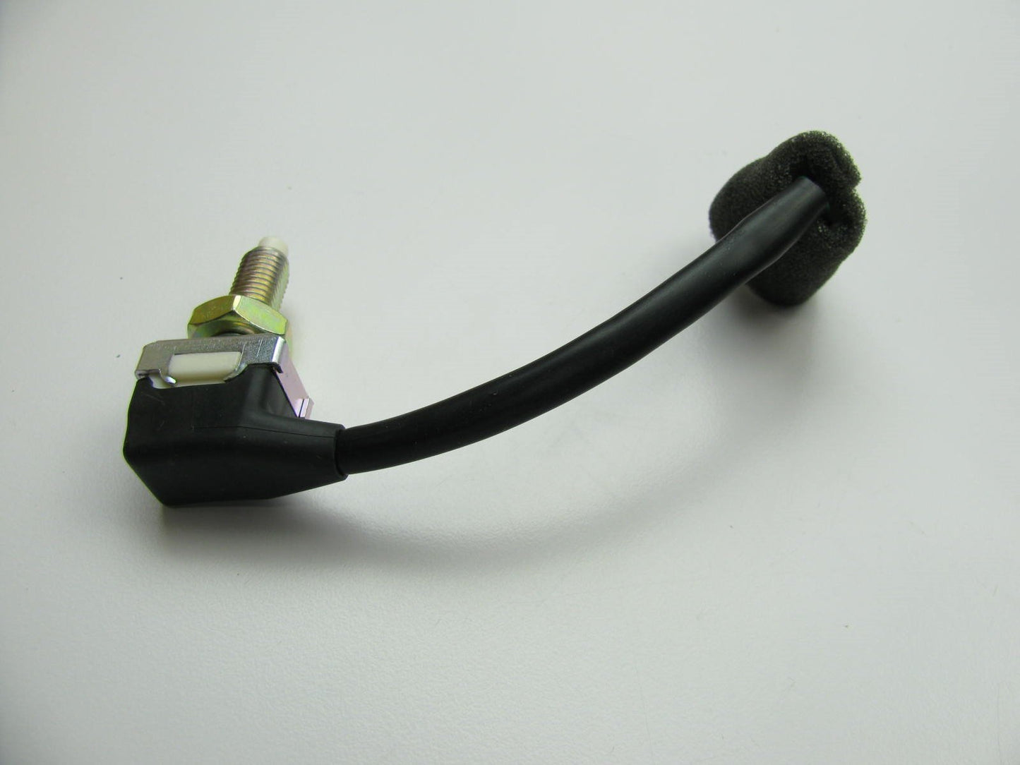 NEW - OEM 9381024000 Brake Light Lamp Switch For Hyundai