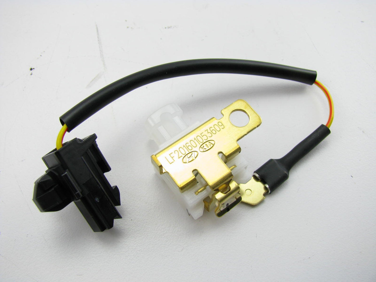 NEW - OEM Parking Emergency E-Brake Brake Warning Switch For Hyundai 93830C1001