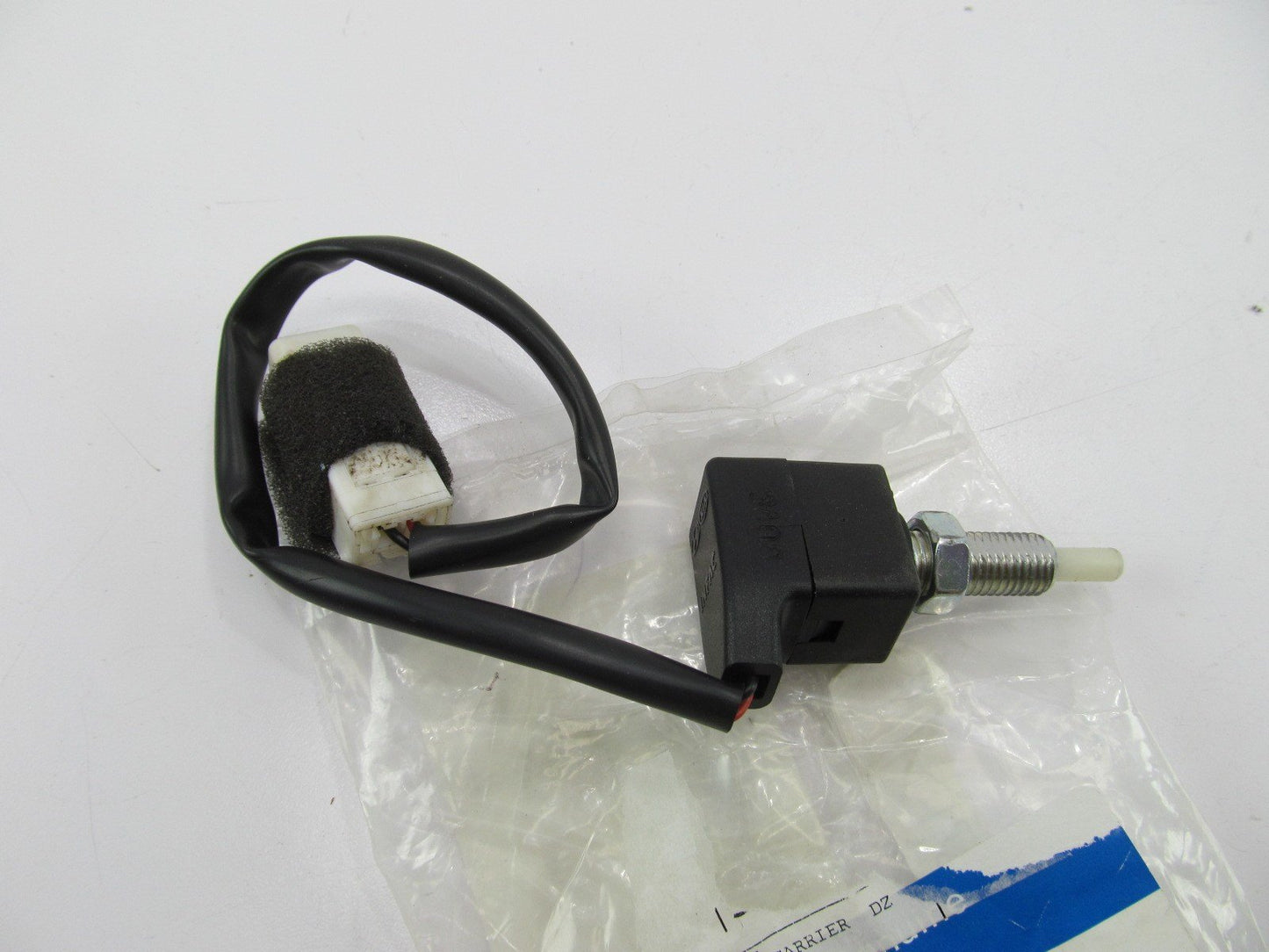 Clutch Pedal Ignition Lock Starter Safety Switch OEM For 00-06 Accent 9384025101
